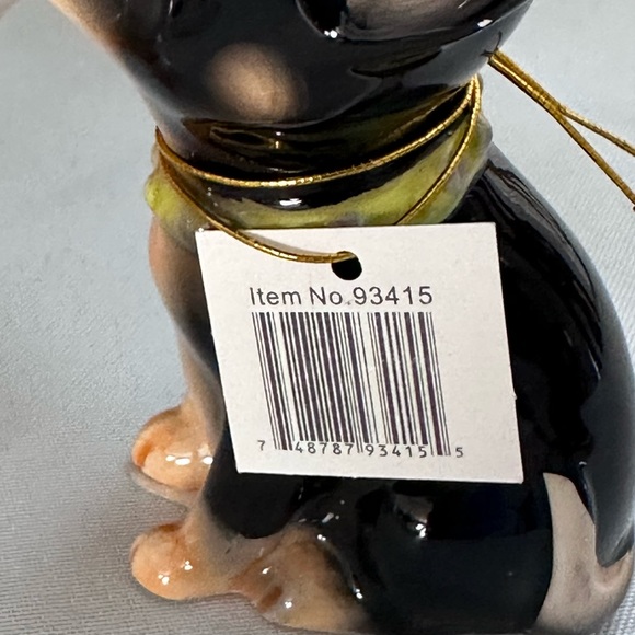 NWT Westland Giftware kissing Chihuahua’s magnetic salt and pepper shakers - Picture 3 of 12